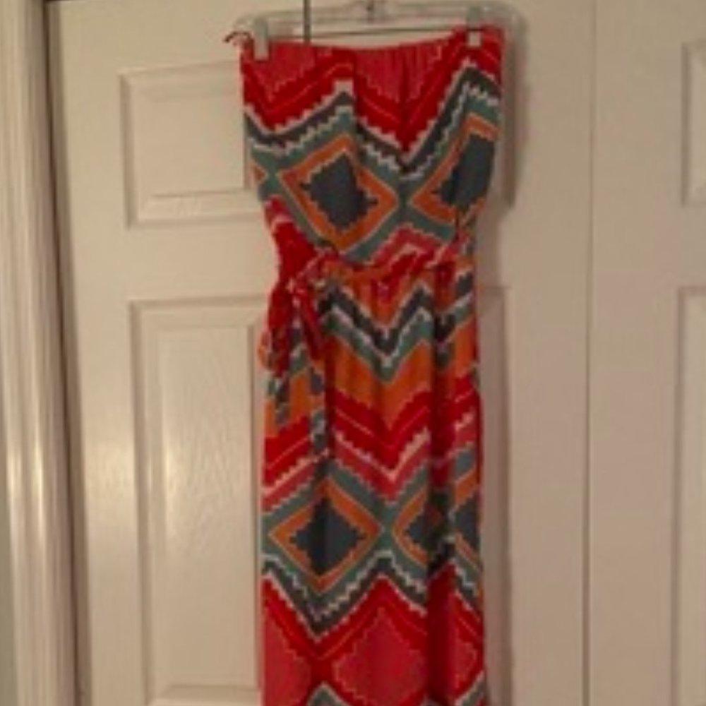 Geometric Patterned Maxi Dress - image 1